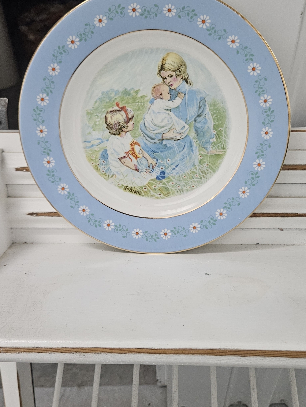 Blue Floral Illustration Decorative Plate - Unknown Brand